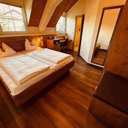 Hotel Und Wirtshaus Loewen Rielasingen-Worblingen Eksteriør bilde